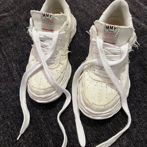 MMY Maison Miharayasuhiro Cream and White Wayne Sneakers